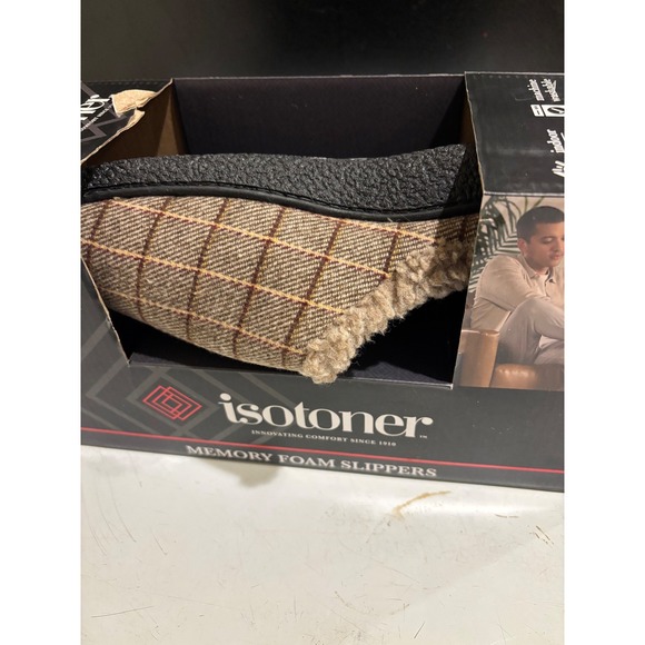 isotoner Other - Isotoner Mens Memory Foam Slippers Plaid Brown Indoor Outdoor Size L 9.5-10.5